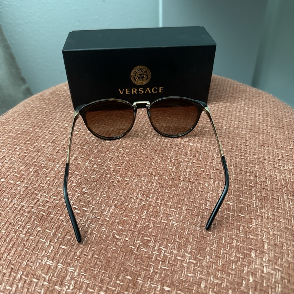 Authentic Versace glasses - Picture 2 of 4